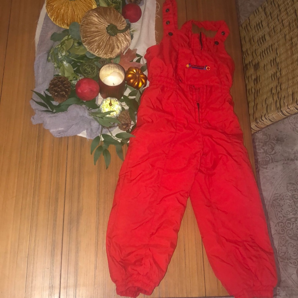 Edelweiss ski bib like new condition.